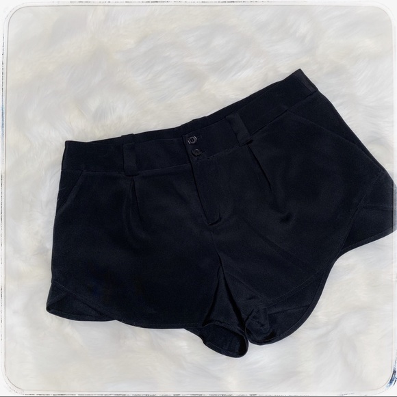 Alice + Olivia Pants - Alice and Olivia shorts
